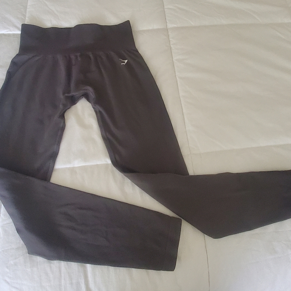 Gymshark (2 Pair) Black And Dark Olive Leggings Size Small New
